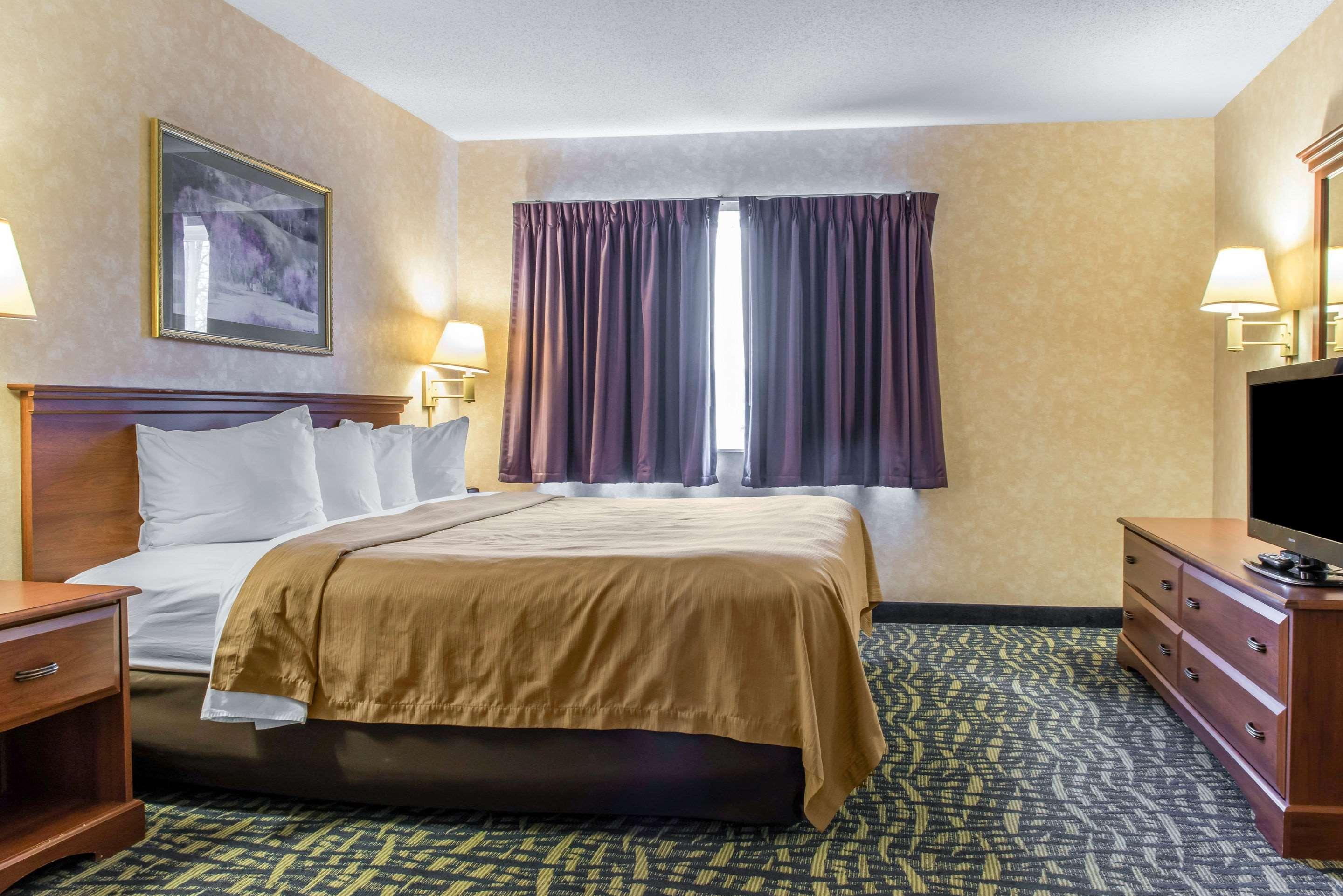 Quality Inn & Suites Titusville Exterior photo