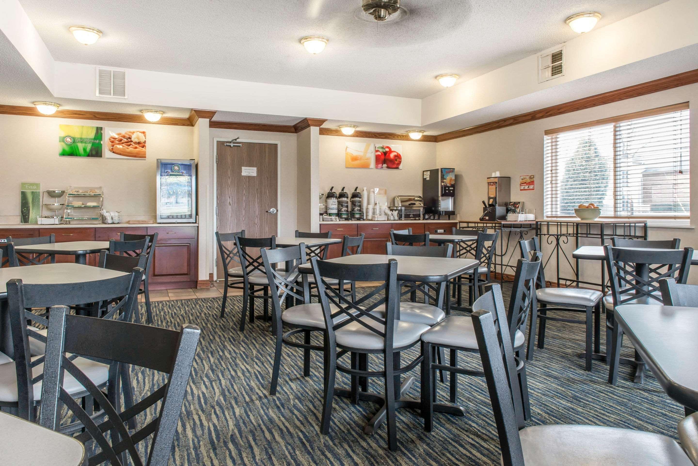 Quality Inn & Suites Titusville Exterior photo
