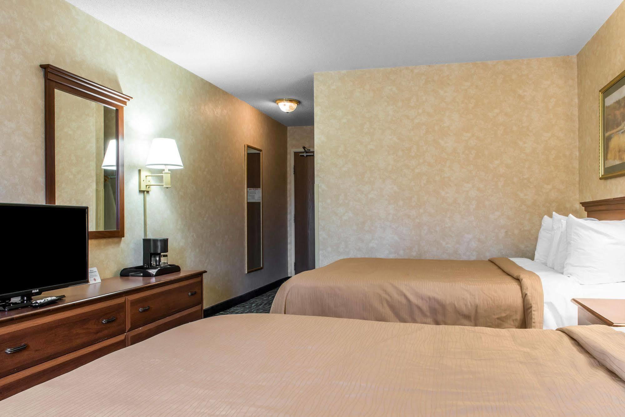 Quality Inn & Suites Titusville Exterior photo